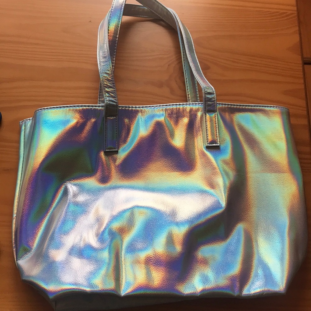 Chi holographic tote